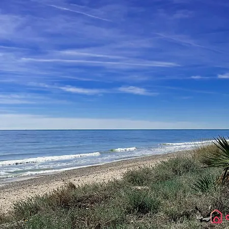 Escapada Marina شقة *